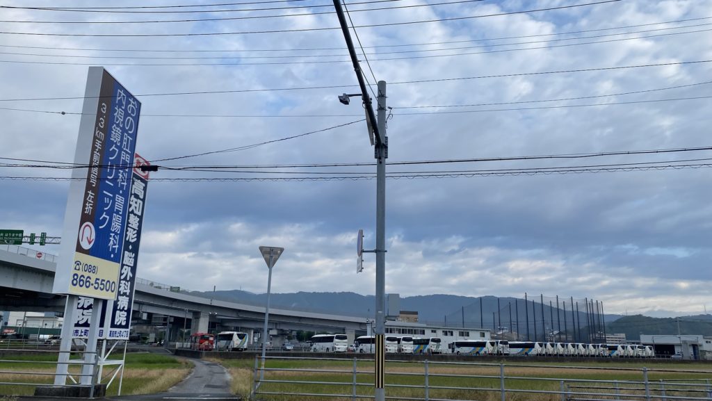 まだまだ晴れぬ身も心